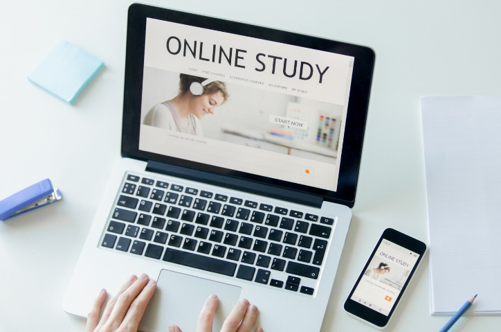 آموزش مبتنی بر اینترنت